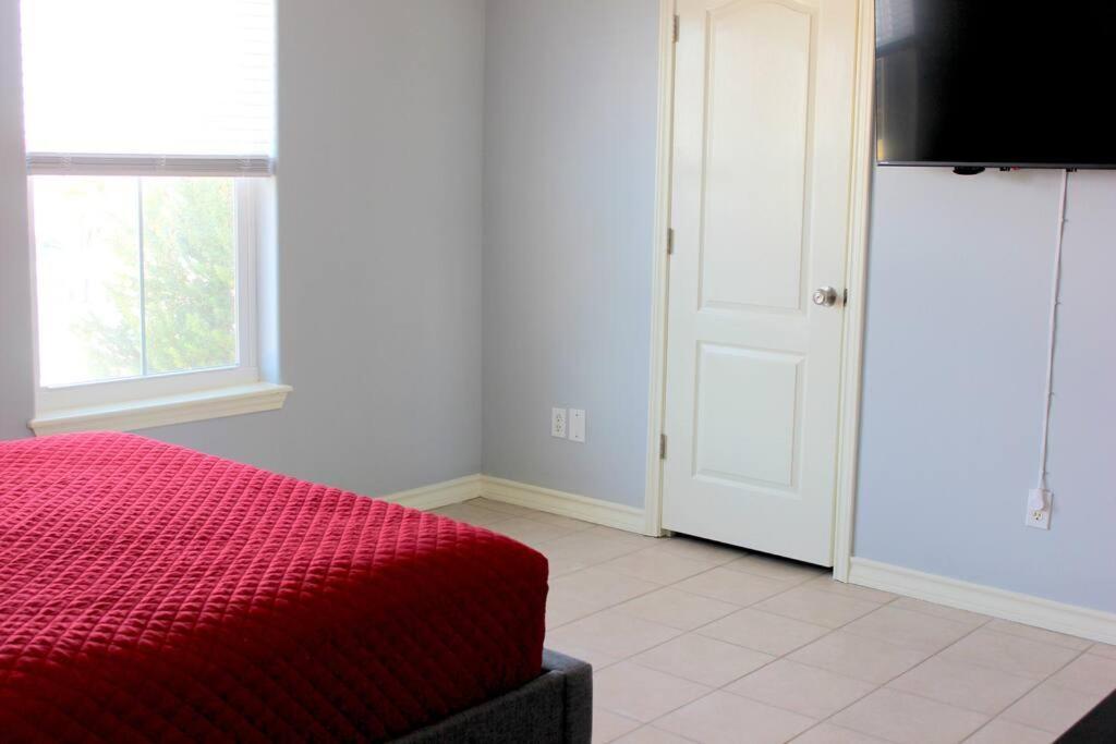 Spacious Home, Short Walk To Beach, Heated Pool! Corpus Christi Ngoại thất bức ảnh